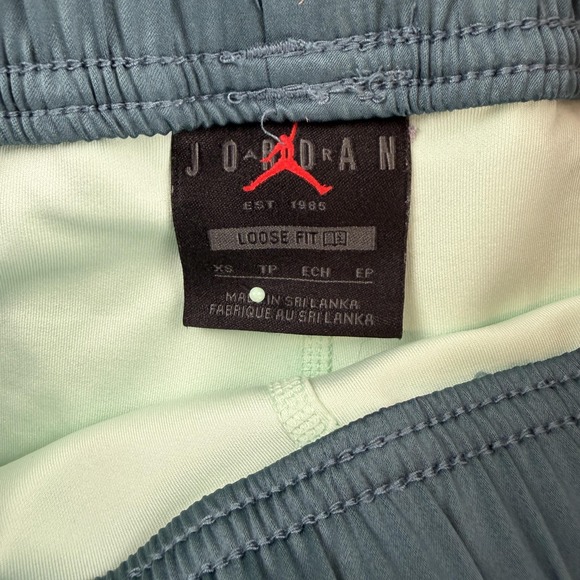 Jordan Flight Skort Womens XS Teal Mint Green Loose Fit Athletic Running Shorts - Picture 6 of 10